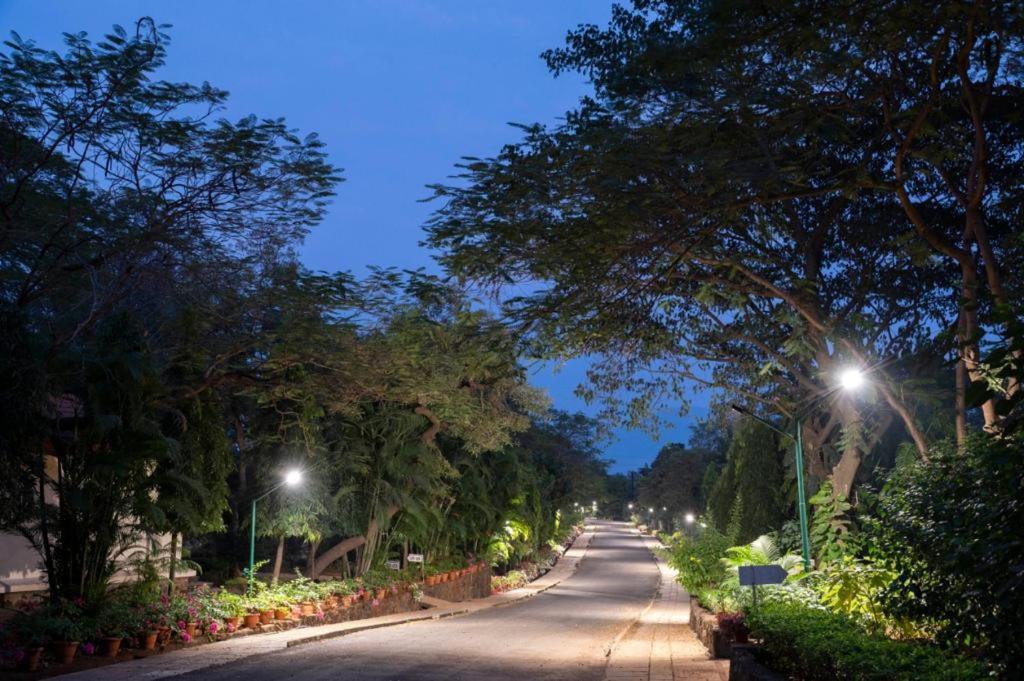 Modi'S Resort, Karjat Exterior photo
